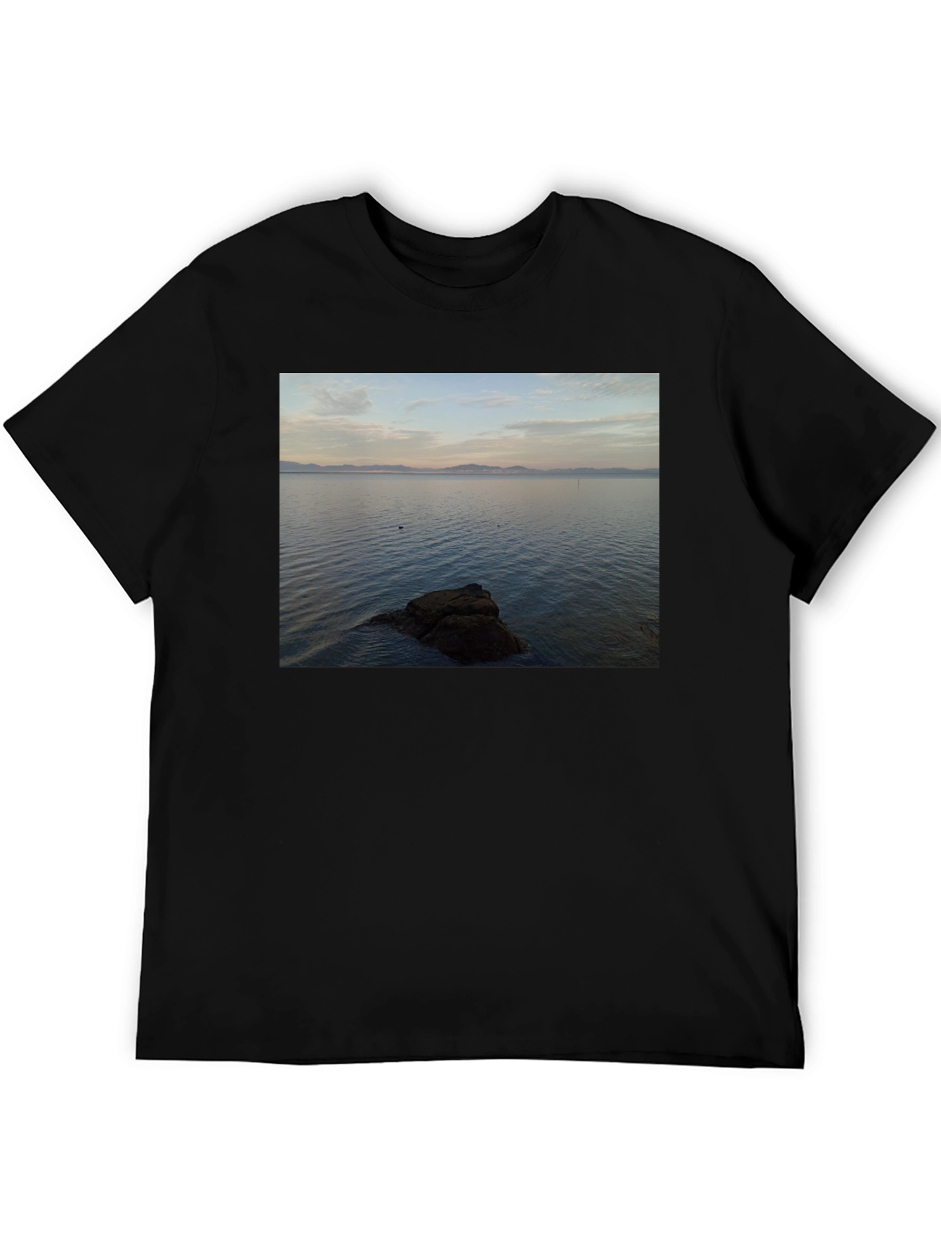 Ocean View Graphic Tee - Relaxed Fit