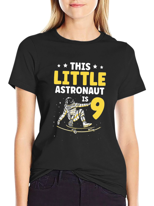 Astronaut Skateboard Birthday T-Shirt