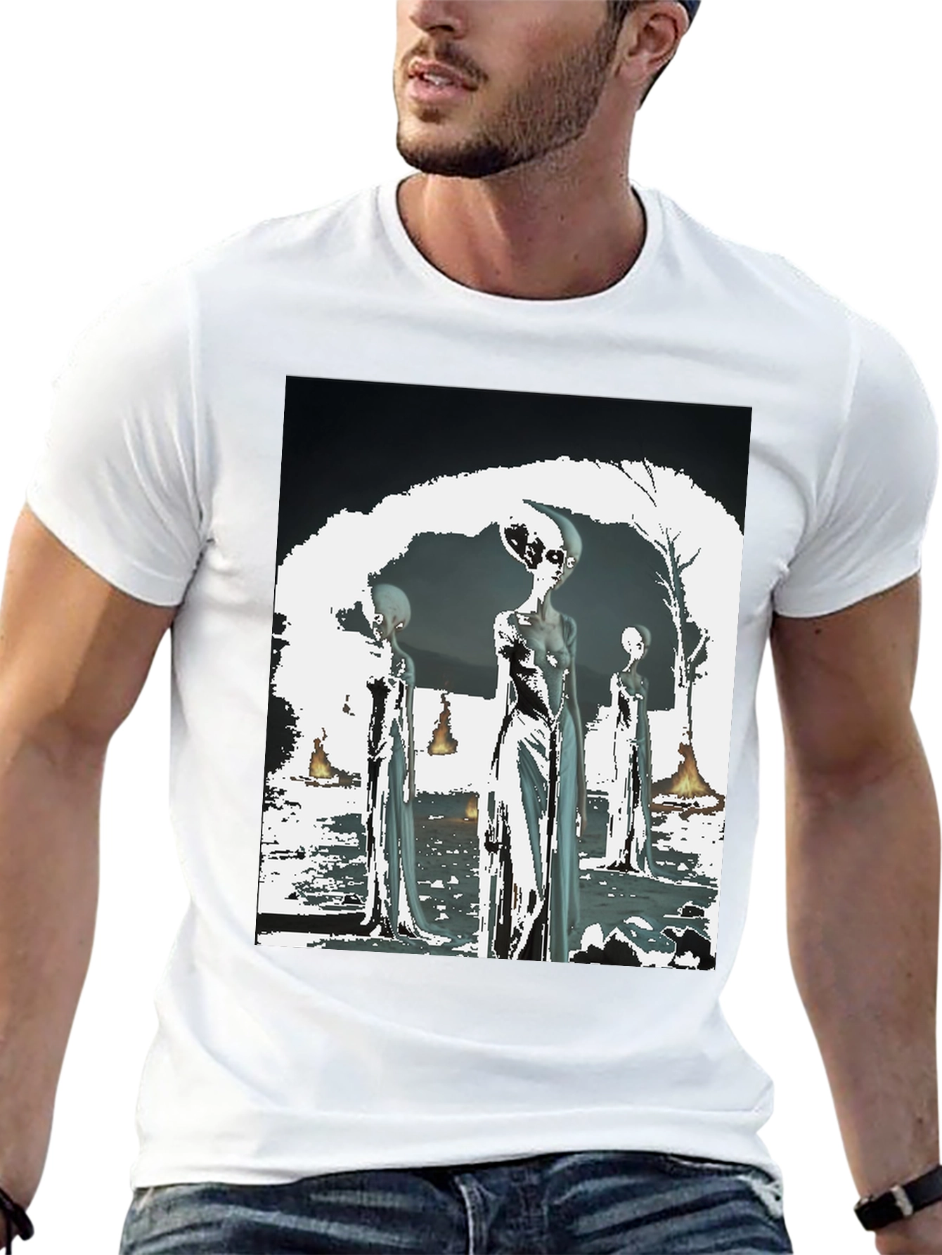 Alien Graphic Tee - Sci-Fi Style Black T-Shirt