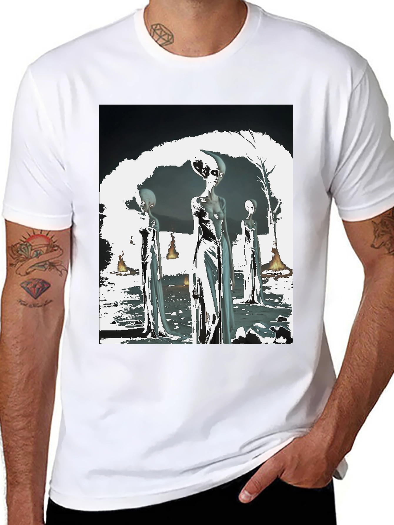 Alien Graphic Tee - Sci-Fi Style Black T-Shirt