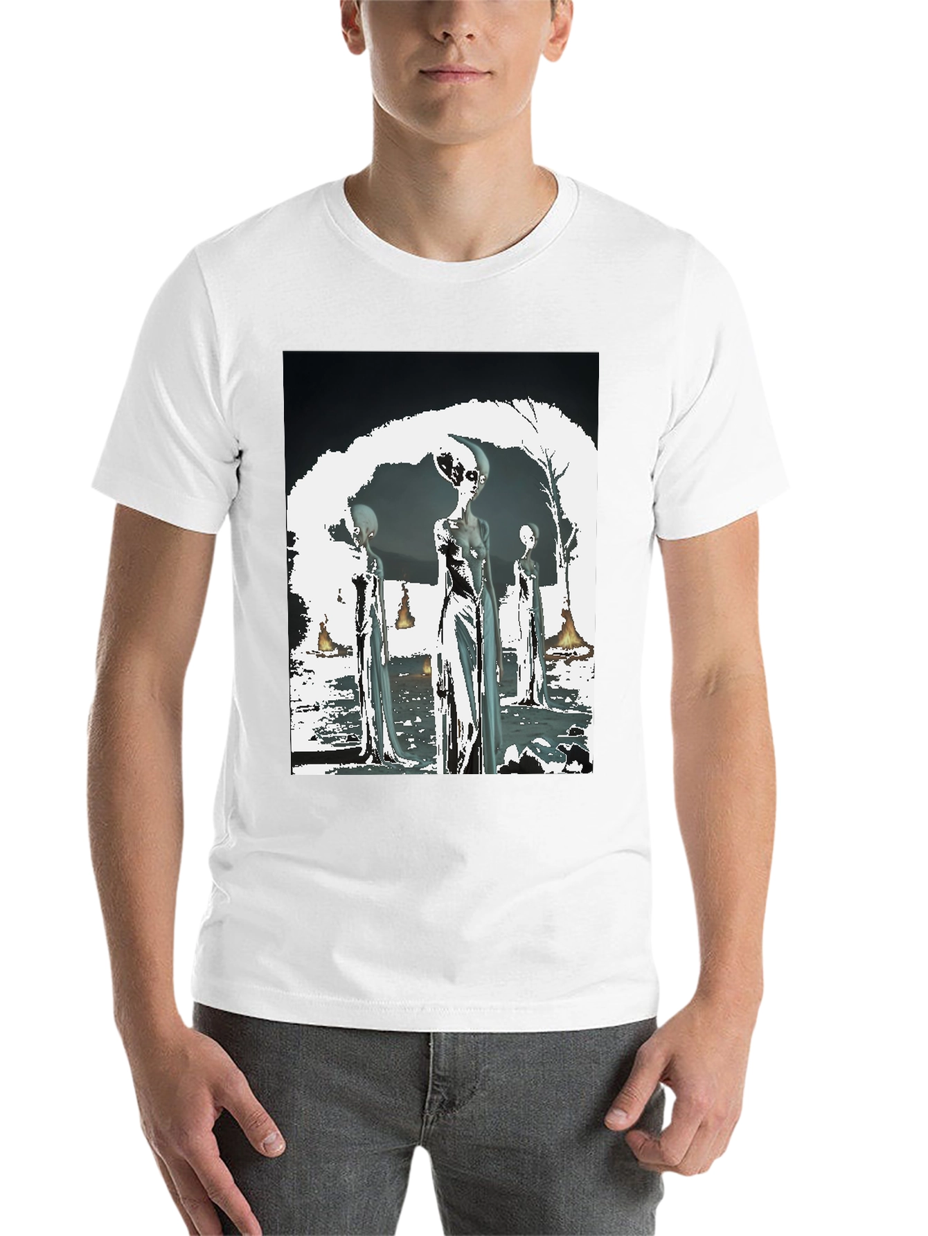 Alien Graphic Tee - Sci-Fi Style Black T-Shirt